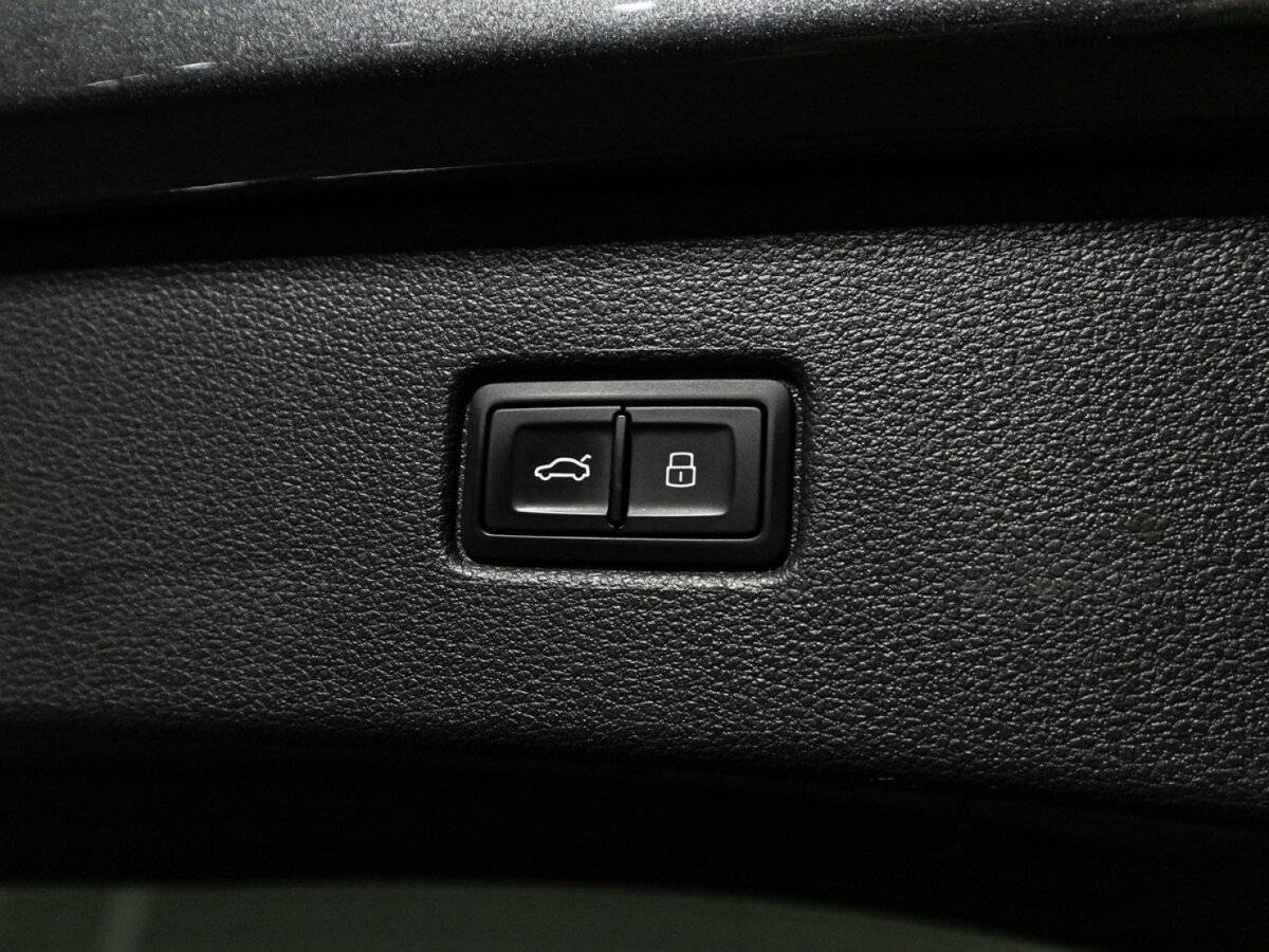 Купить Audi Q7 с пробегом. Фото: #14