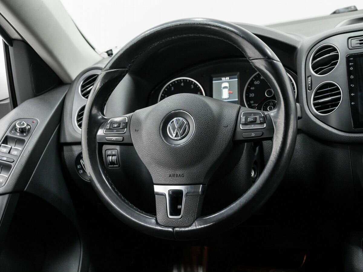 Купить Volkswagen Tiguan с пробегом. Фото: #11