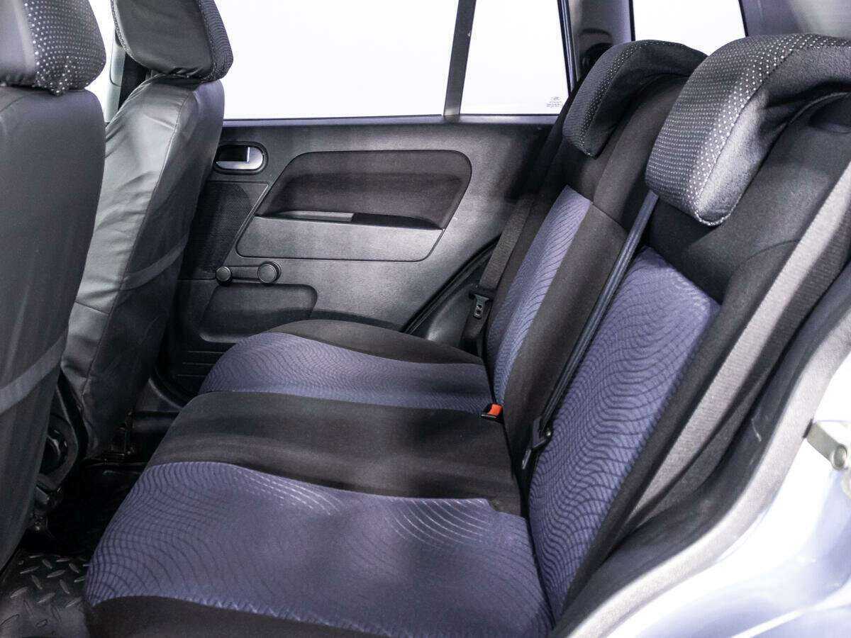 Купить Ford Fusion с пробегом. Фото: #9