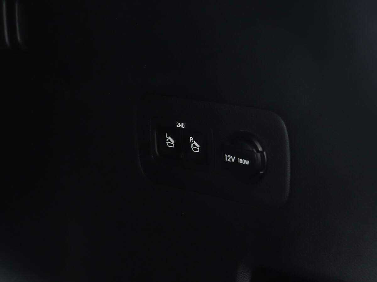 Купить Hyundai Santa Fe с пробегом. Фото: #19