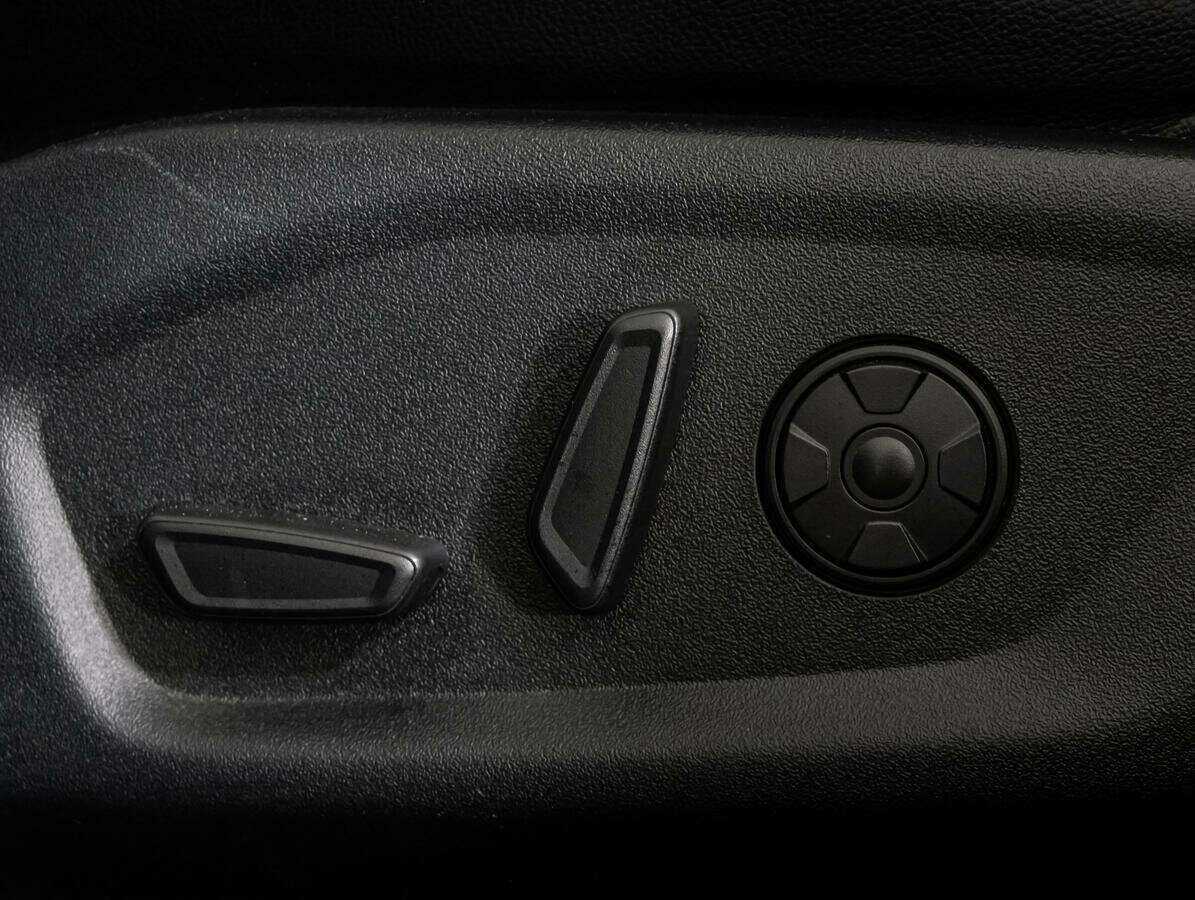 Купить Ford Explorer с пробегом. Фото: #15