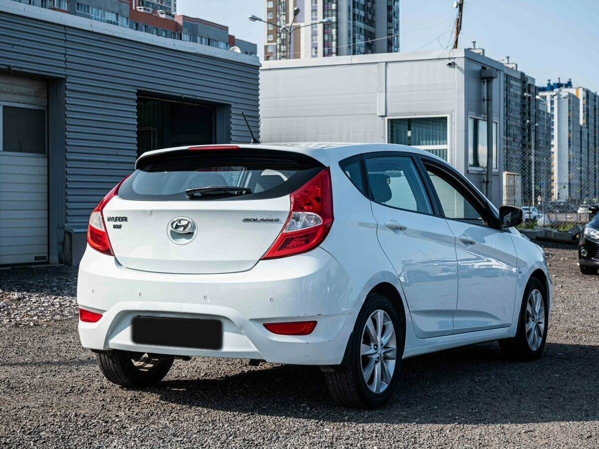 Купить Hyundai Solaris с пробегом. Фото: #5