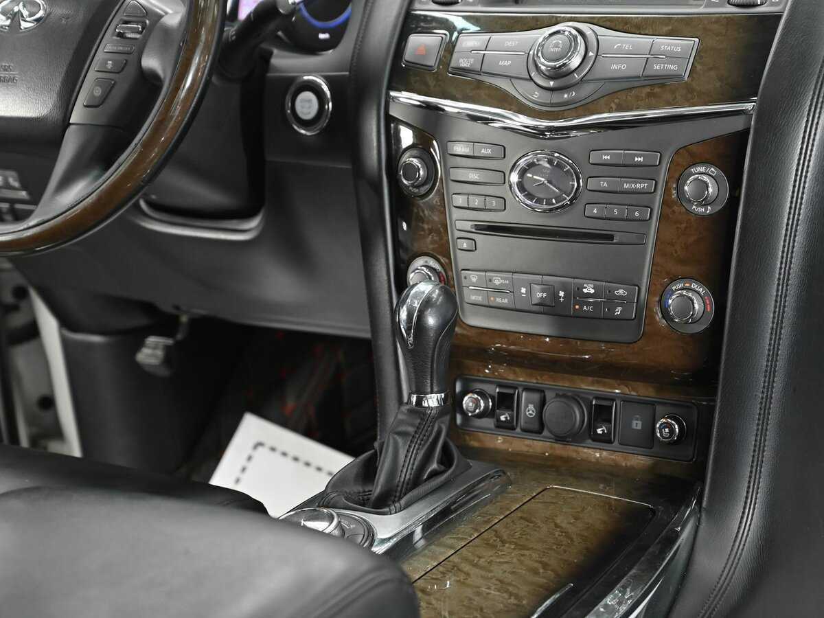 Купить Infiniti QX80 с пробегом. Фото: #10