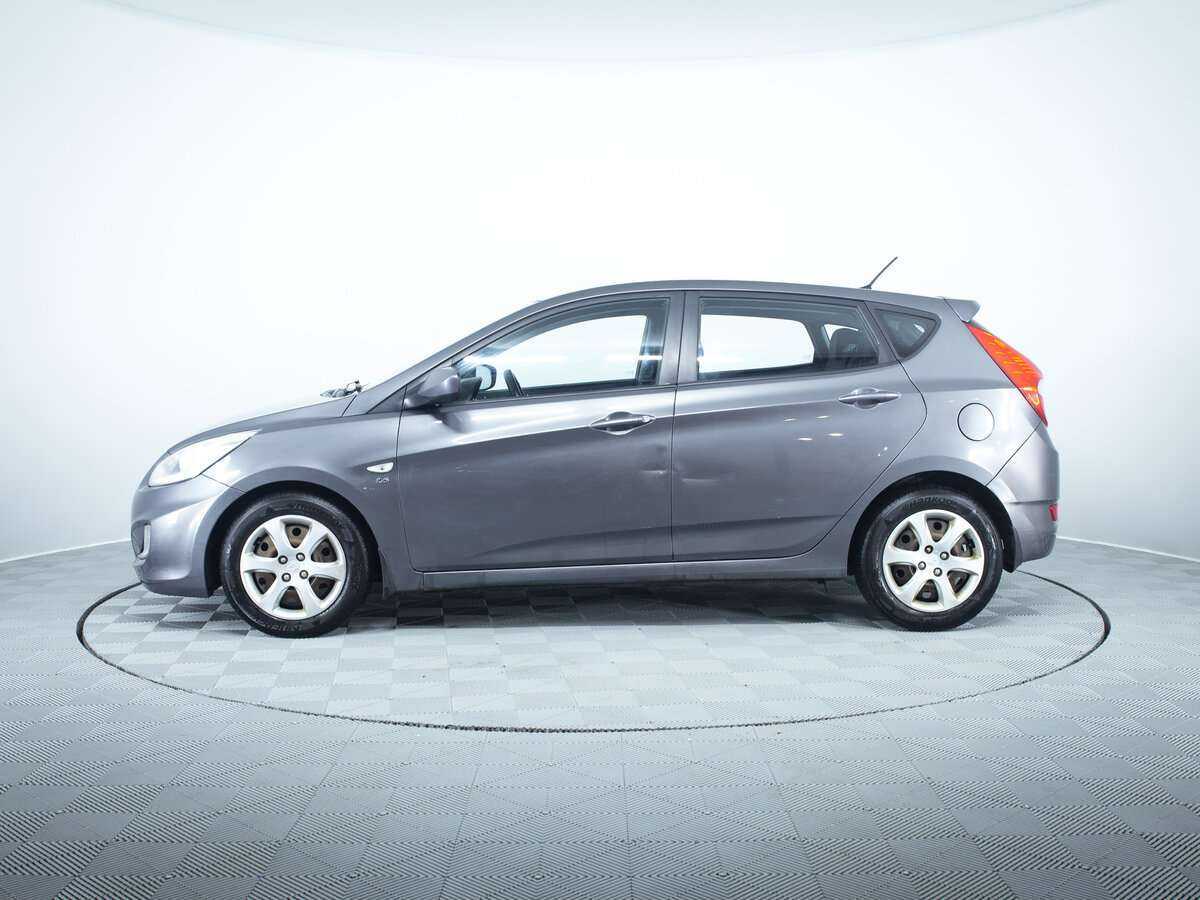 Купить Hyundai Solaris с пробегом. Фото: #7