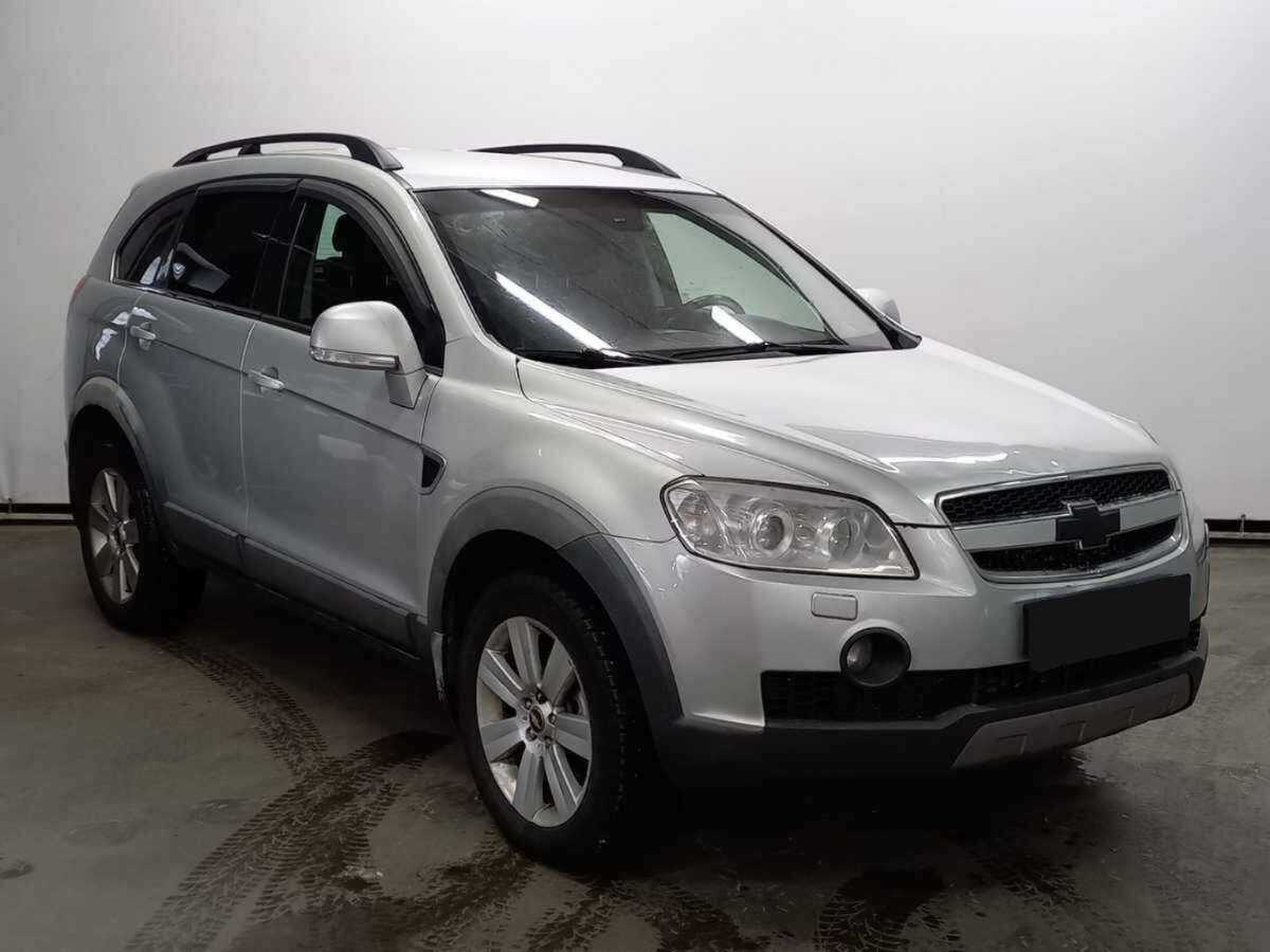 Купить Chevrolet Captiva с пробегом. Фото: #2