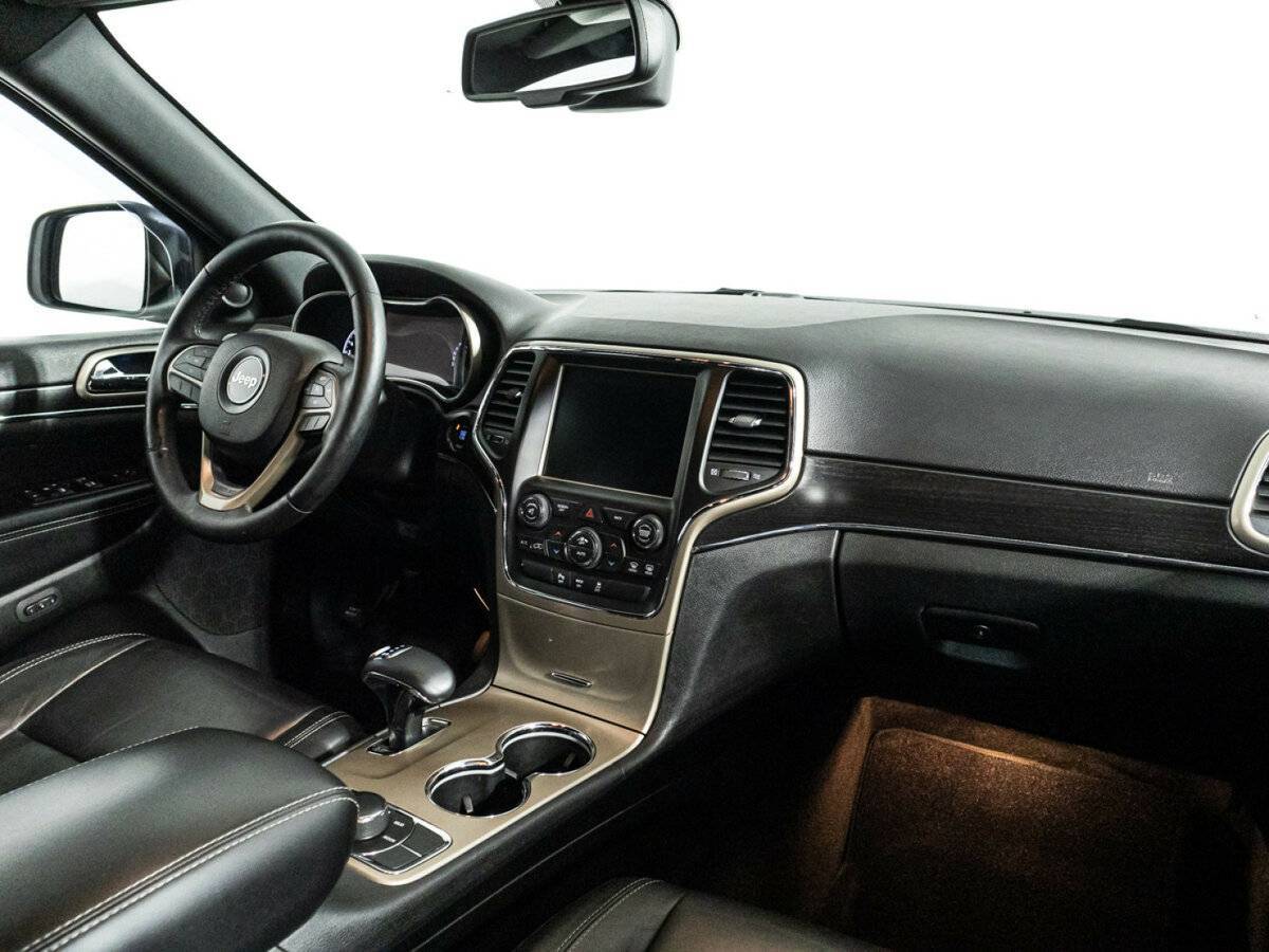 Купить Jeep Grand Cherokee с пробегом. Фото: #8