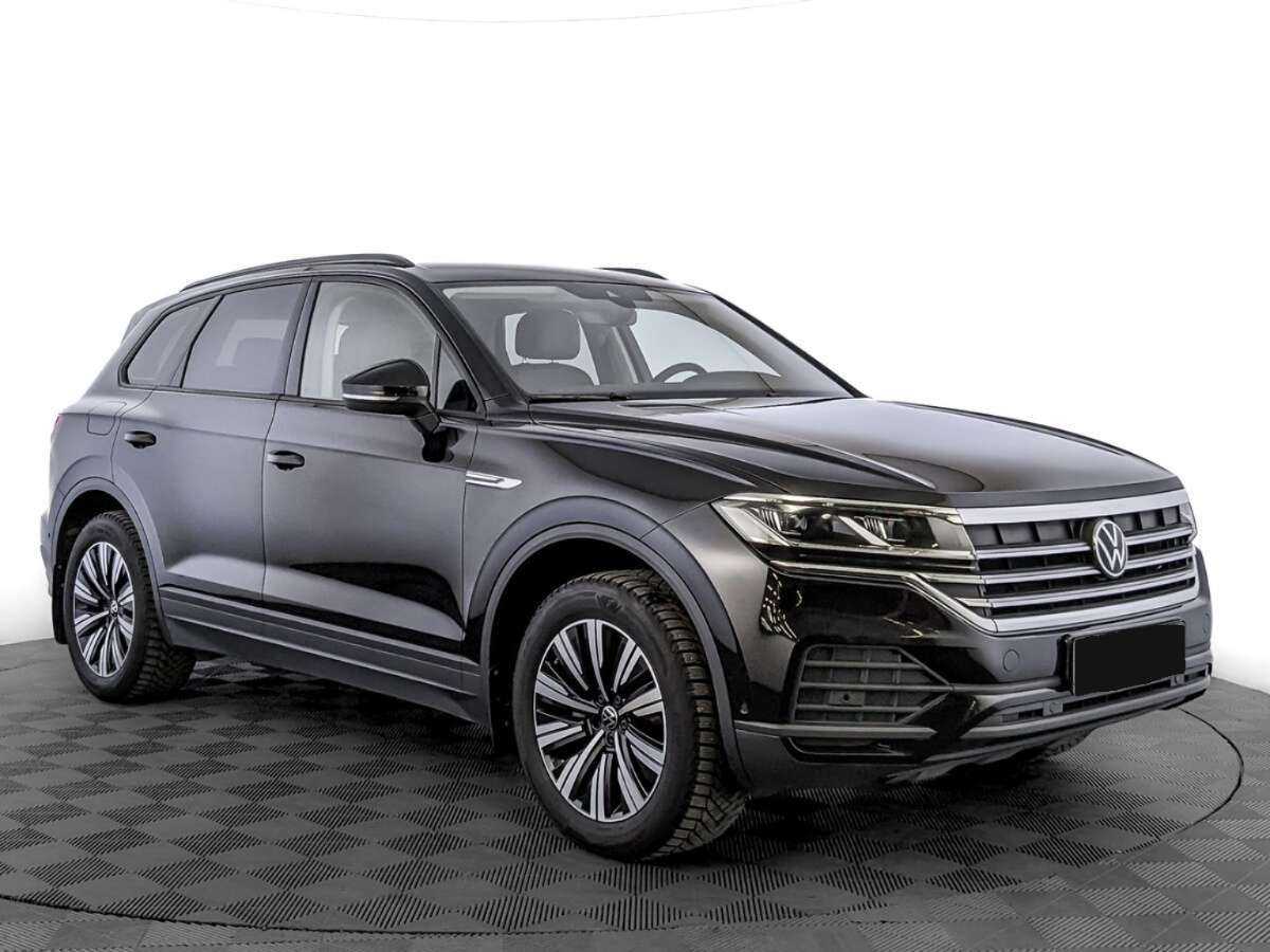 Купить Volkswagen Touareg с пробегом. Фото: #2