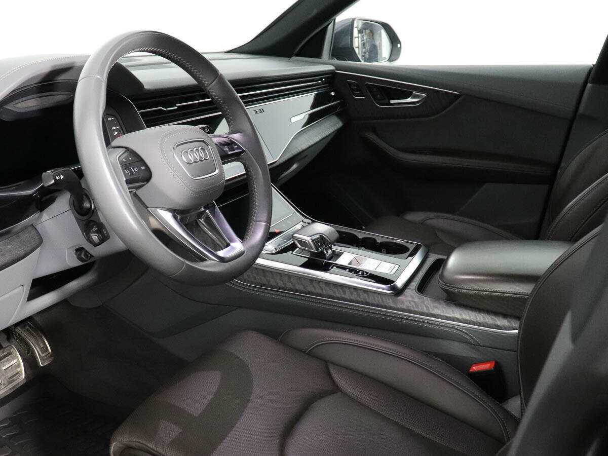 Купить Audi Q8 с пробегом. Фото: #10
