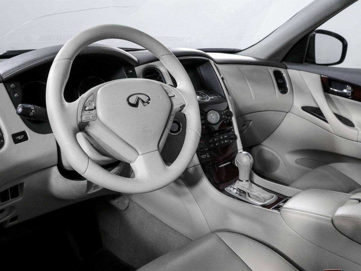 Купить Infiniti EX с пробегом. Фото: #13