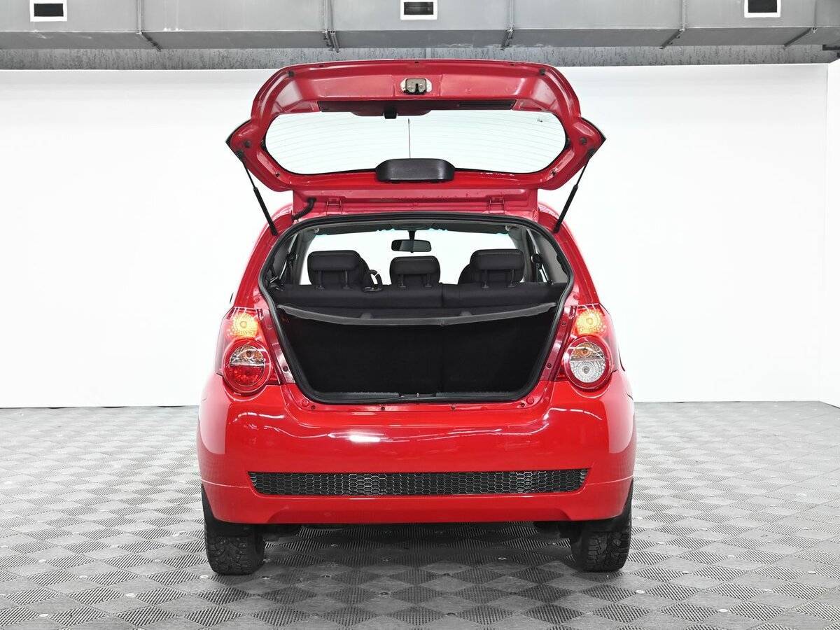 Купить Chevrolet Aveo с пробегом. Фото: #4