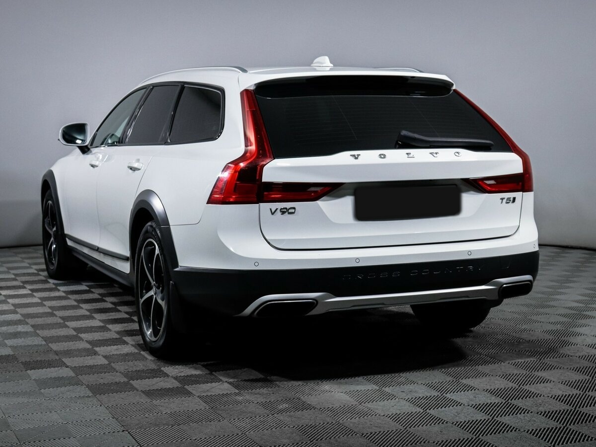 Купить Volvo V90 Cross Country с пробегом. Фото: #6