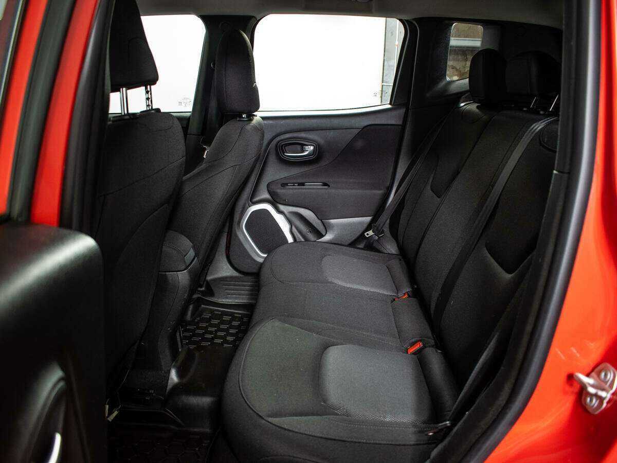 Купить Jeep Renegade с пробегом. Фото: #6
