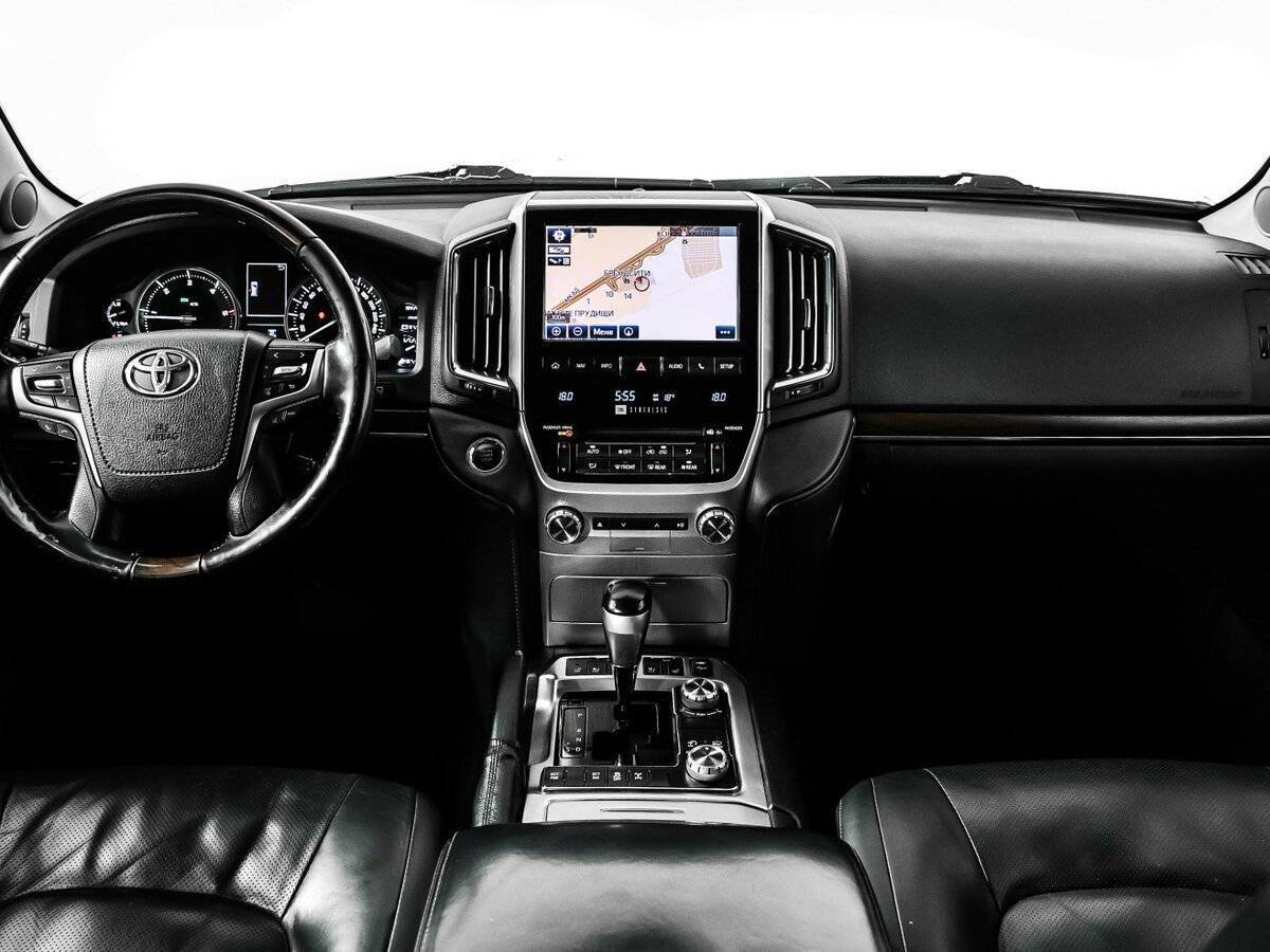 Купить Toyota Land Cruiser с пробегом. Фото: #10