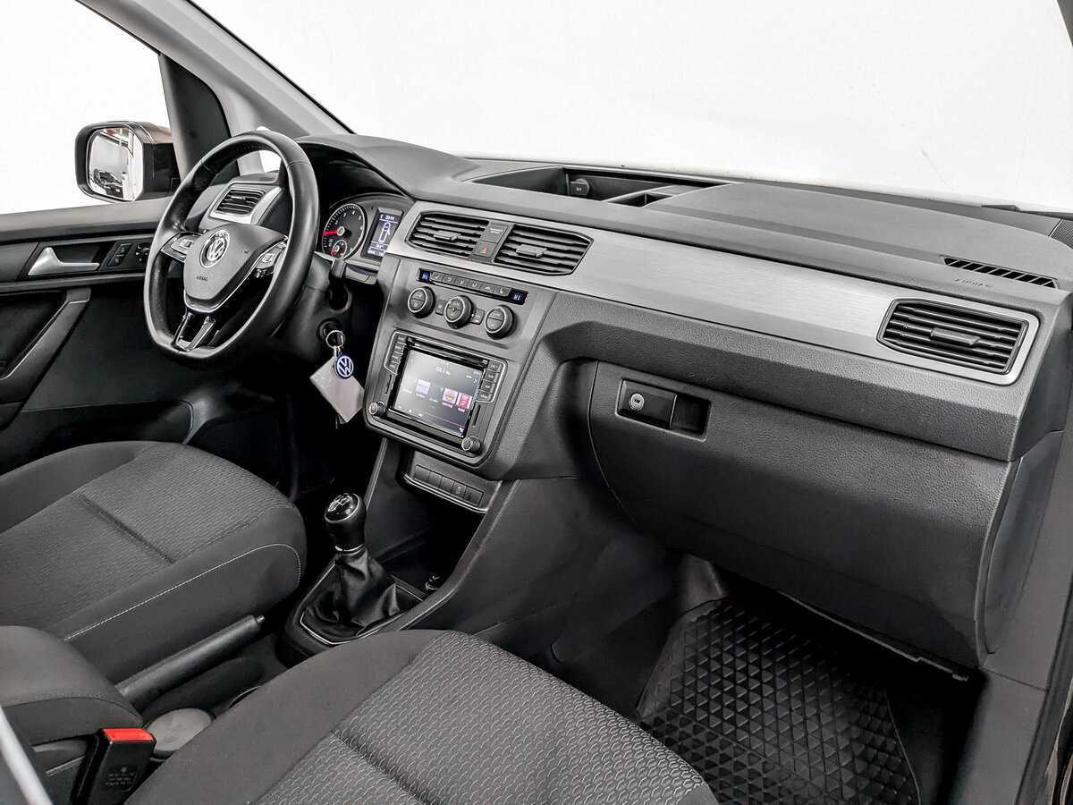 Купить Volkswagen Caddy с пробегом. Фото: #10