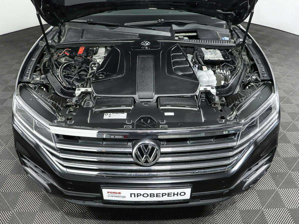 Купить Volkswagen Touareg с пробегом. Фото: #8
