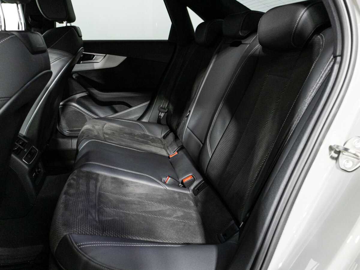 Купить Audi A4 с пробегом. Фото: #9