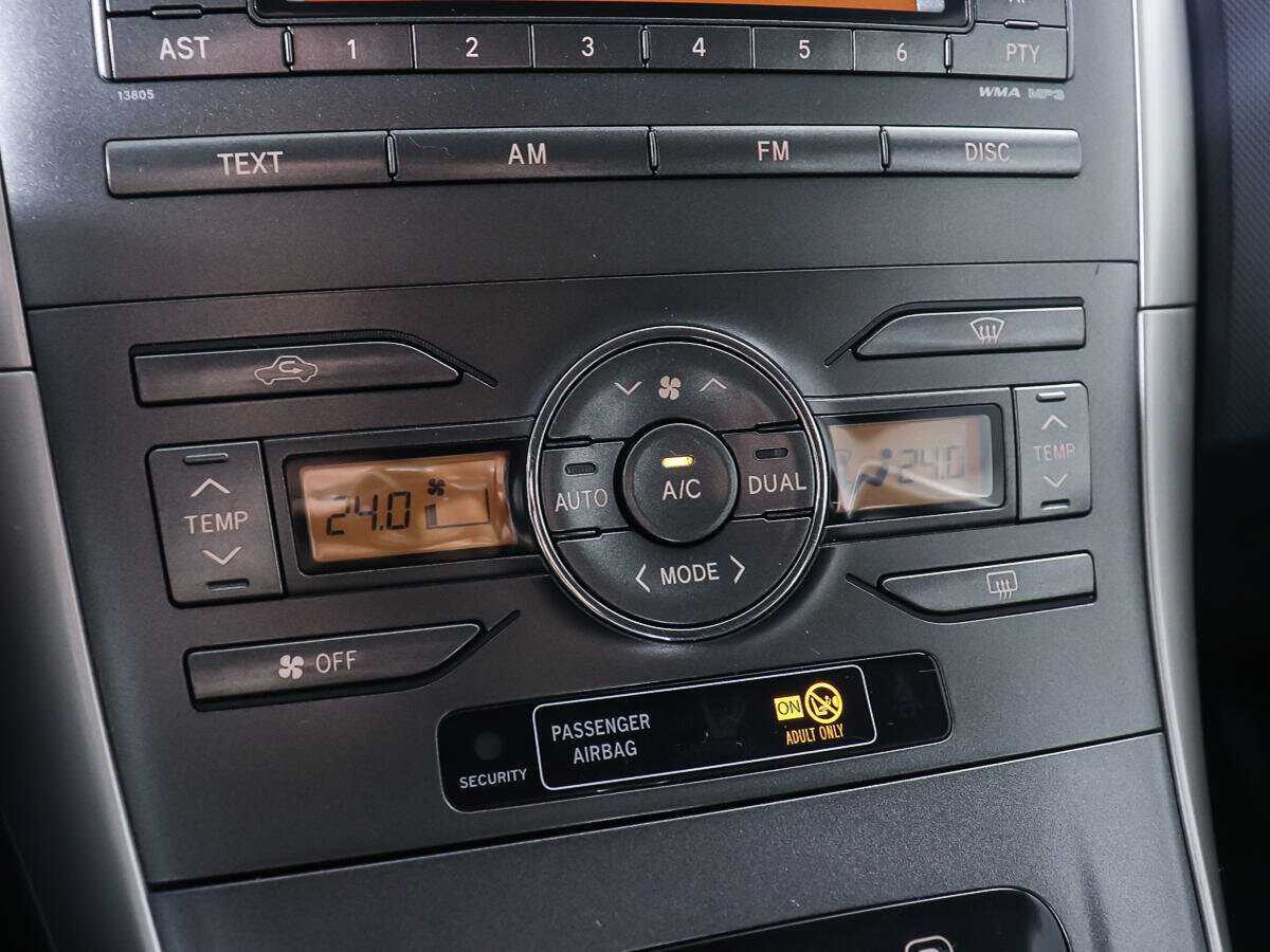 Купить Toyota Auris с пробегом. Фото: #16