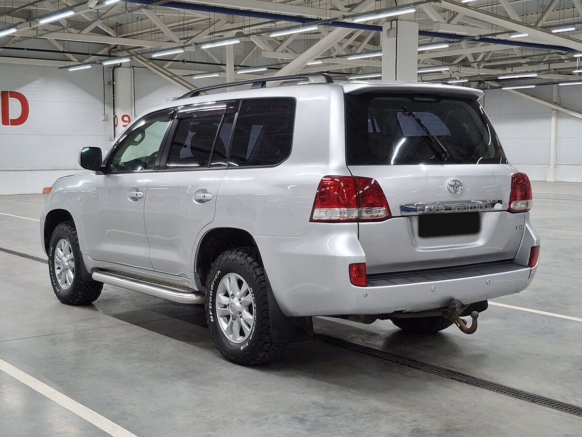 Купить Toyota Land Cruiser с пробегом. Фото: #6