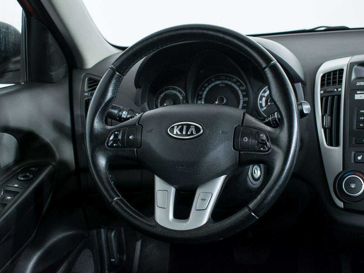Купить Kia Ceed с пробегом. Фото: #12