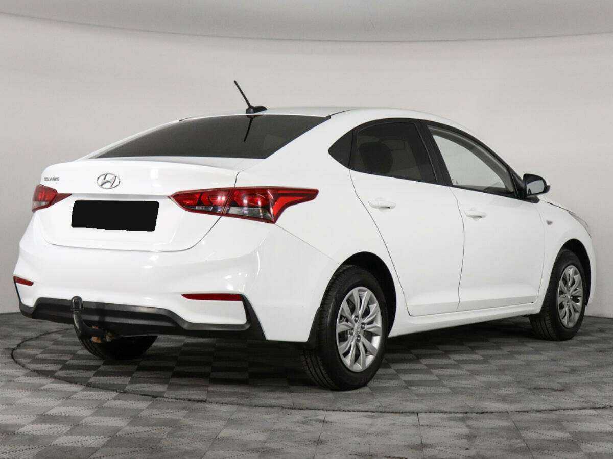 Купить Hyundai Solaris с пробегом. Фото: #4