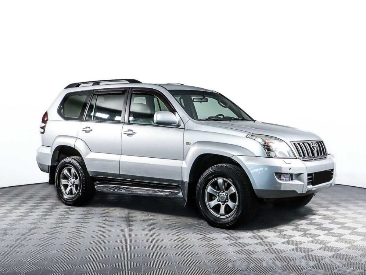 Купить Toyota Land Cruiser Prado с пробегом. Фото: #2