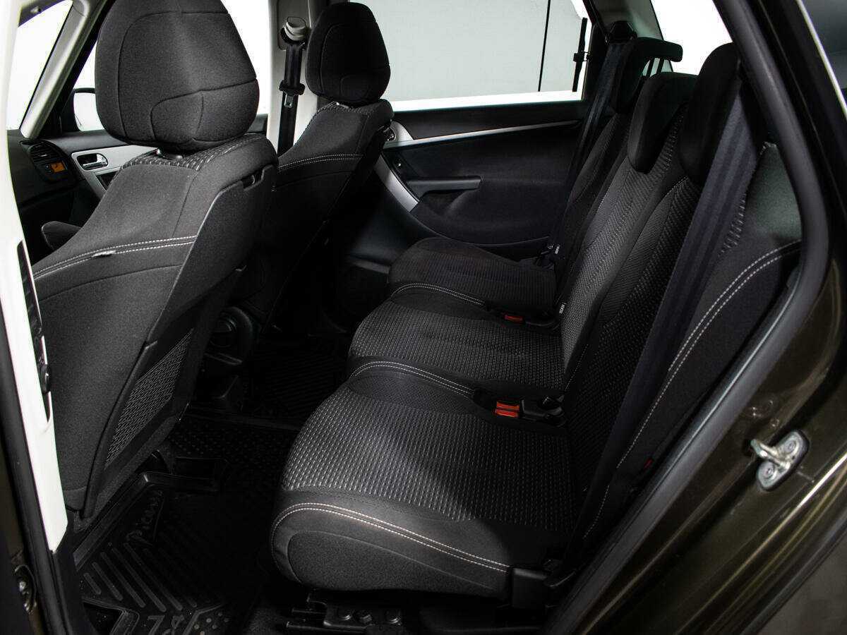 Купить Citroen C4 Picasso с пробегом. Фото: #9