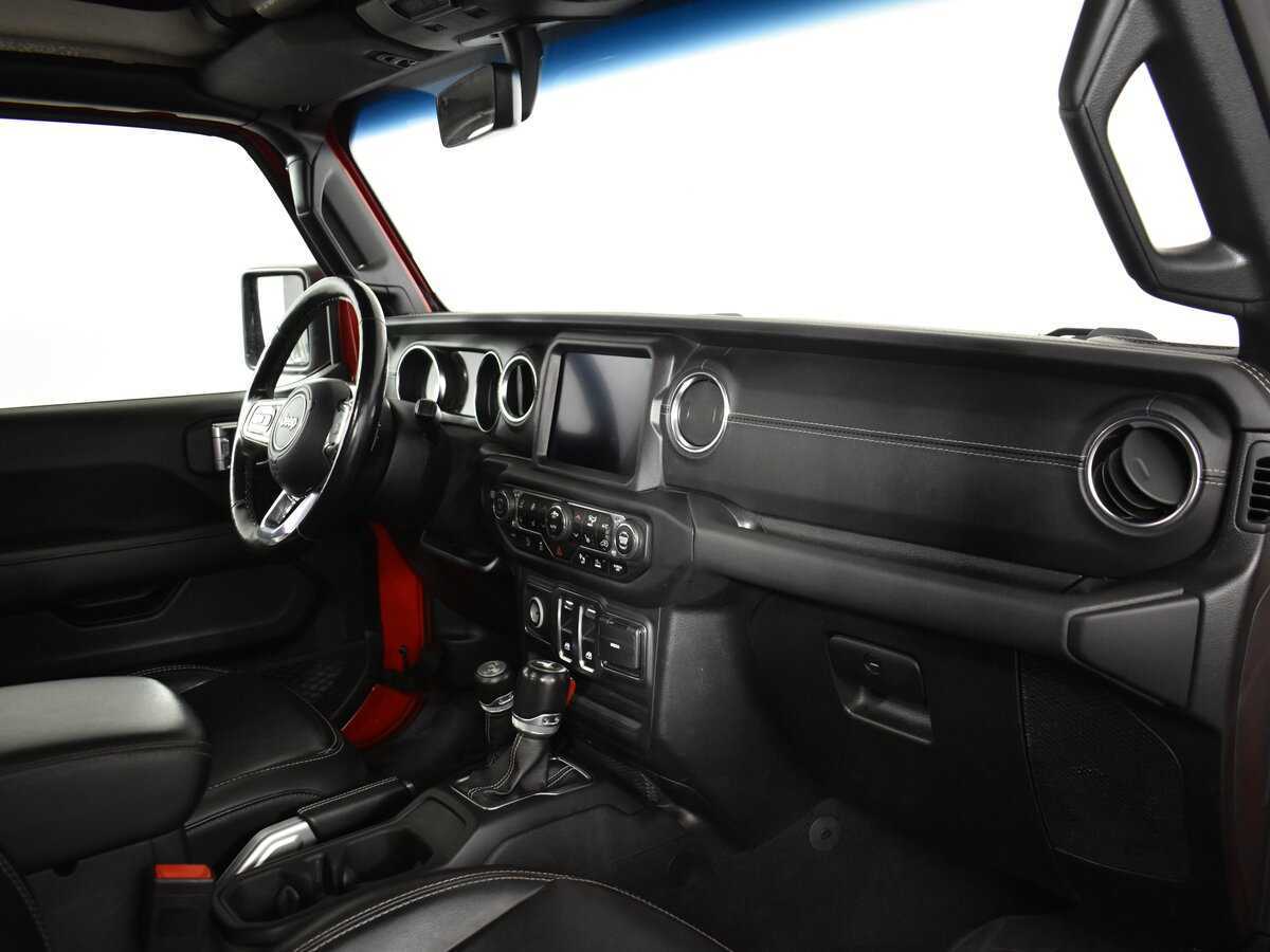 Купить Jeep Wrangler с пробегом. Фото: #13