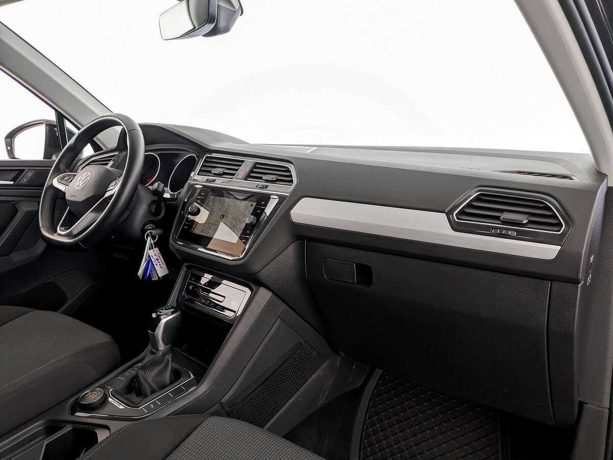 Купить Volkswagen Tiguan с пробегом. Фото: #8