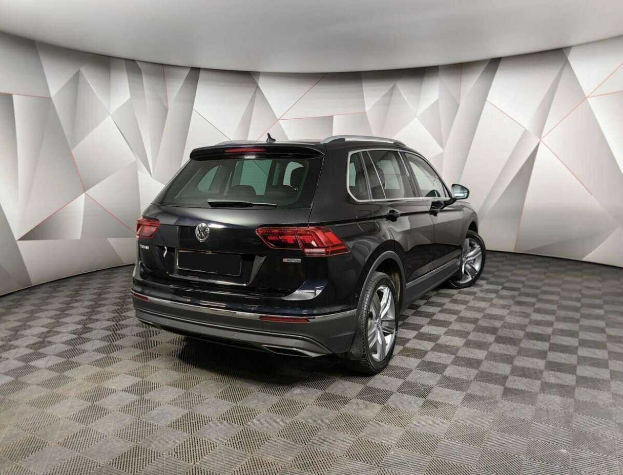 Купить Volkswagen Tiguan с пробегом. Фото: #1