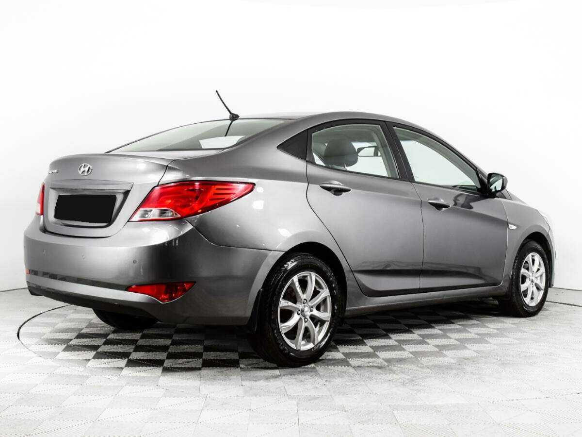 Купить Hyundai Solaris с пробегом. Фото: #4
