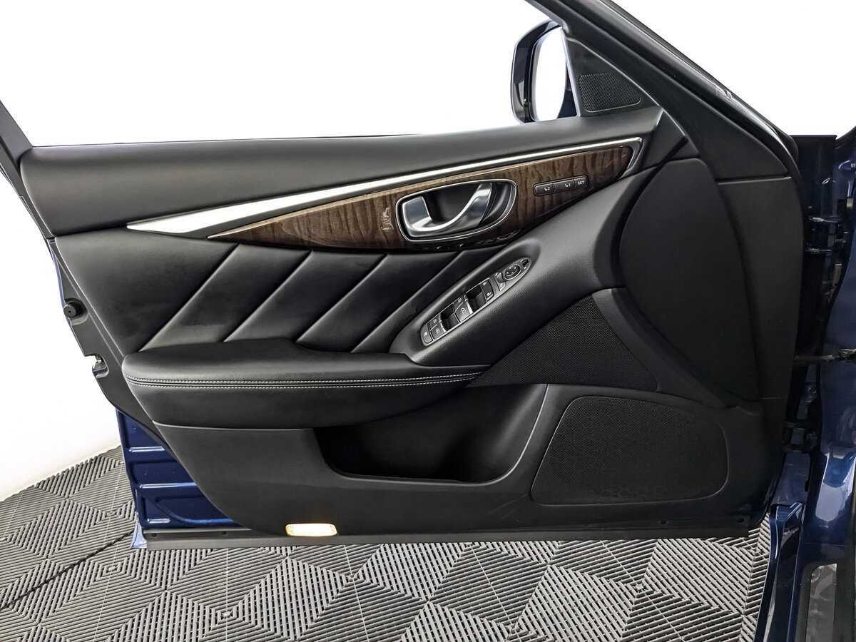 Купить Infiniti Q50 с пробегом. Фото: #14