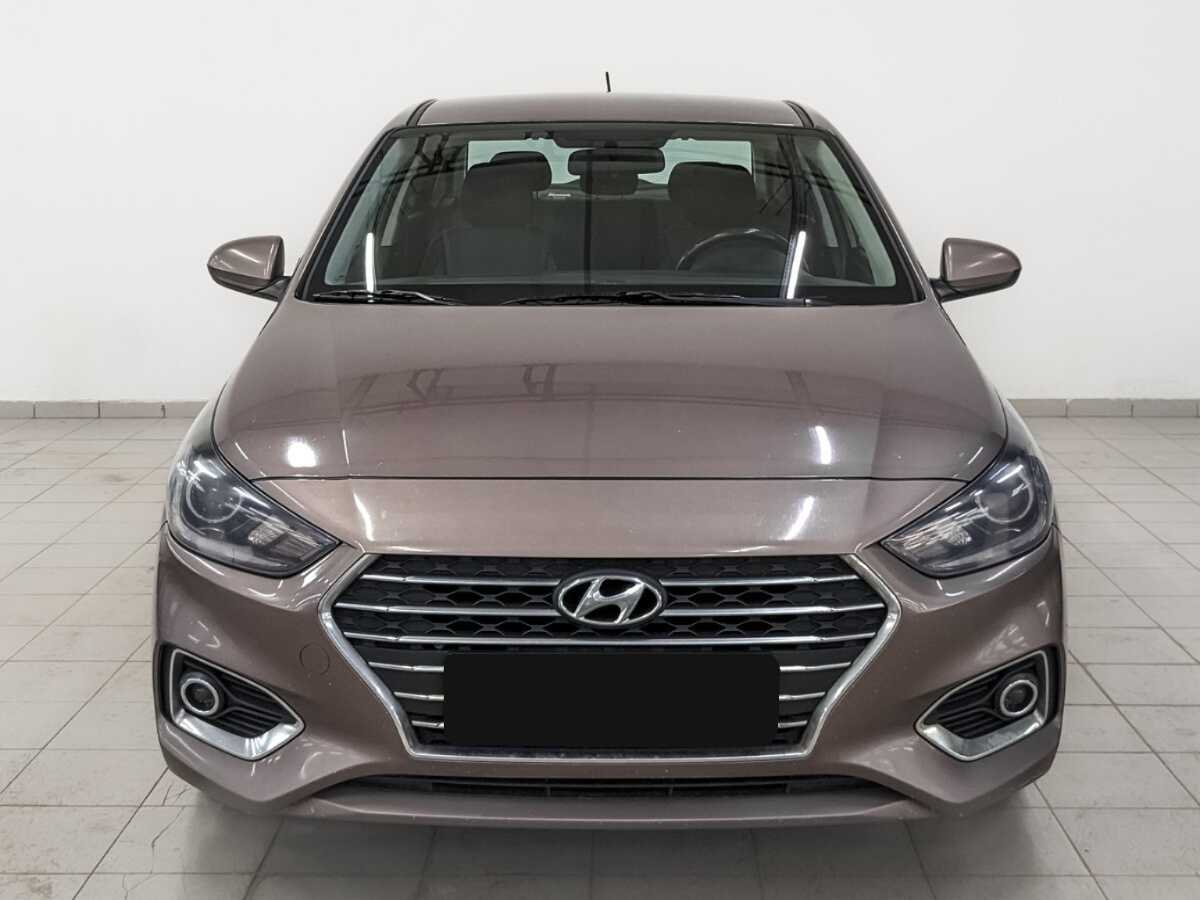 Купить Hyundai Solaris с пробегом. Фото: #1