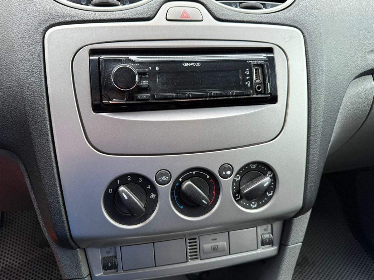 Купить Ford Focus с пробегом. Фото: #8