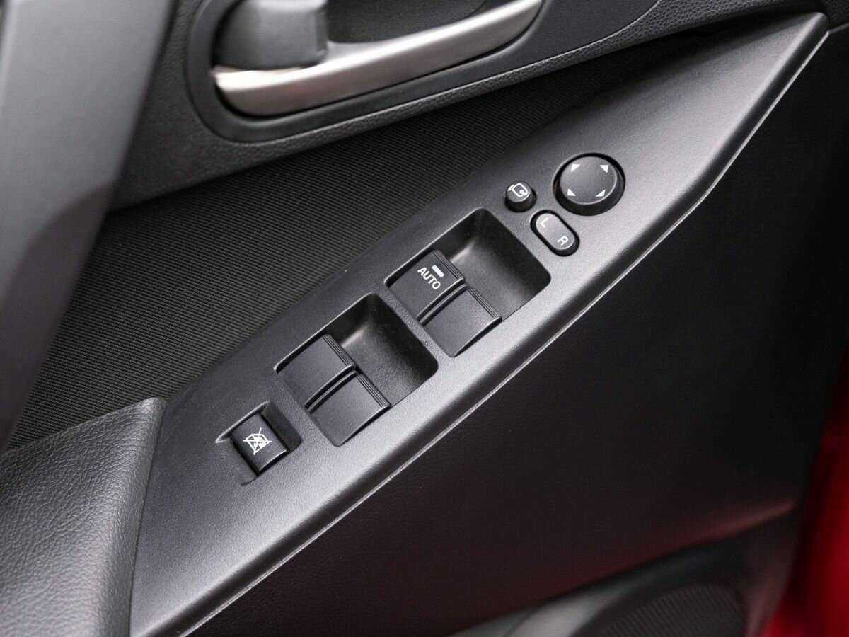 Купить Mazda 3 с пробегом. Фото: #15