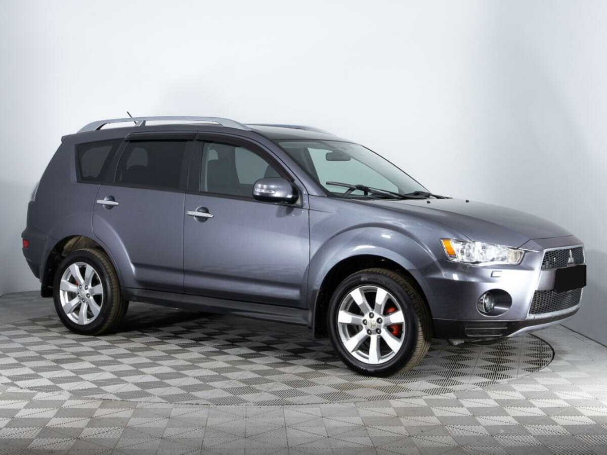 Купить Mitsubishi Outlander с пробегом. Фото: #2