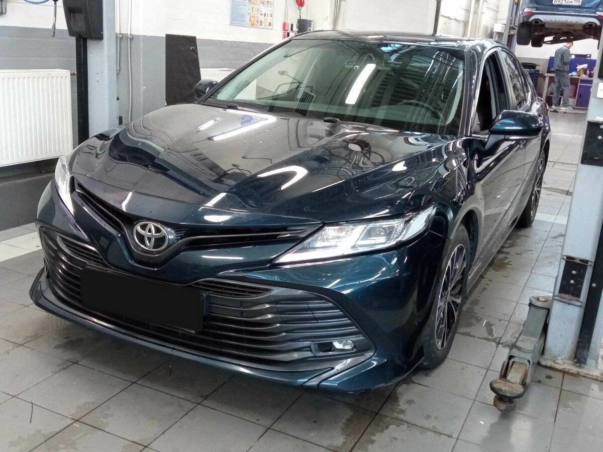 Купить Toyota Camry с пробегом. Фото: #0