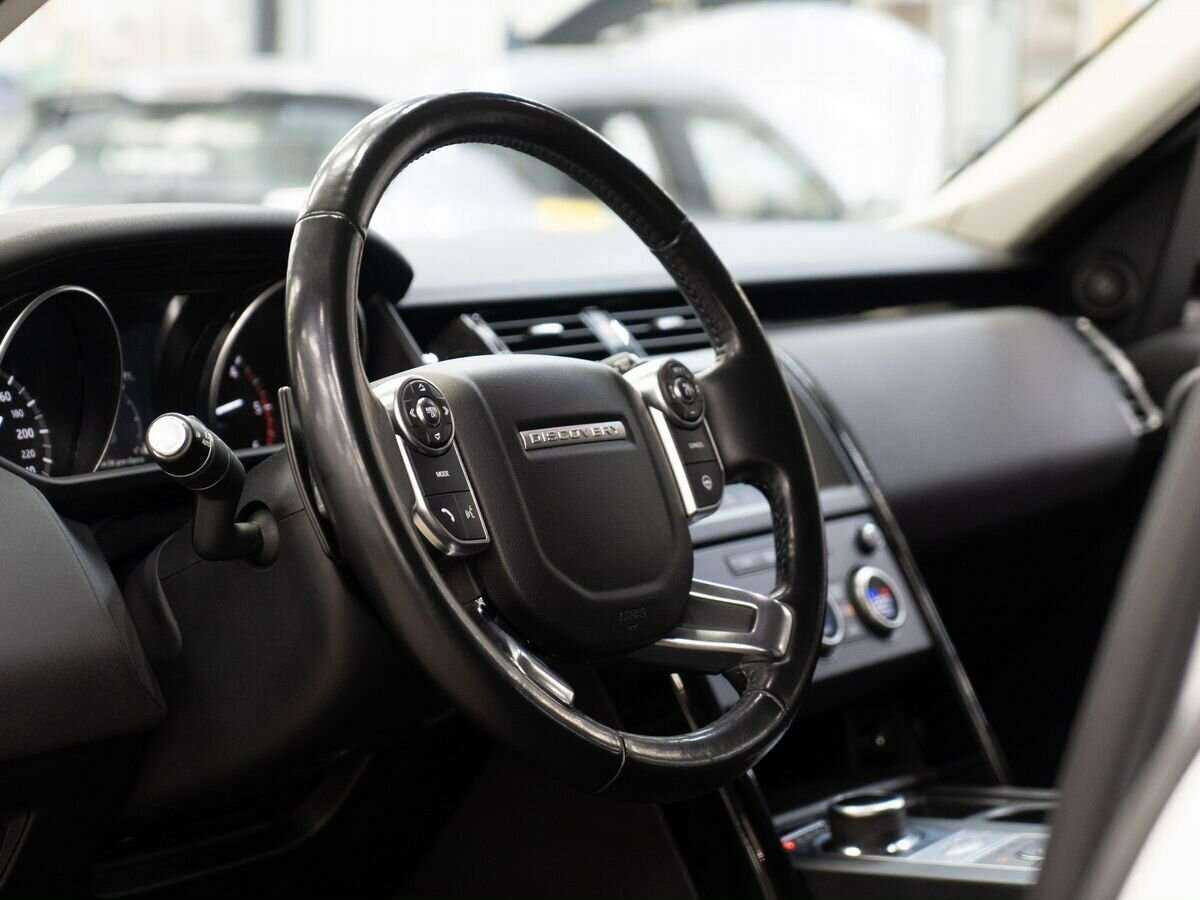 Купить Land Rover Discovery с пробегом. Фото: #4