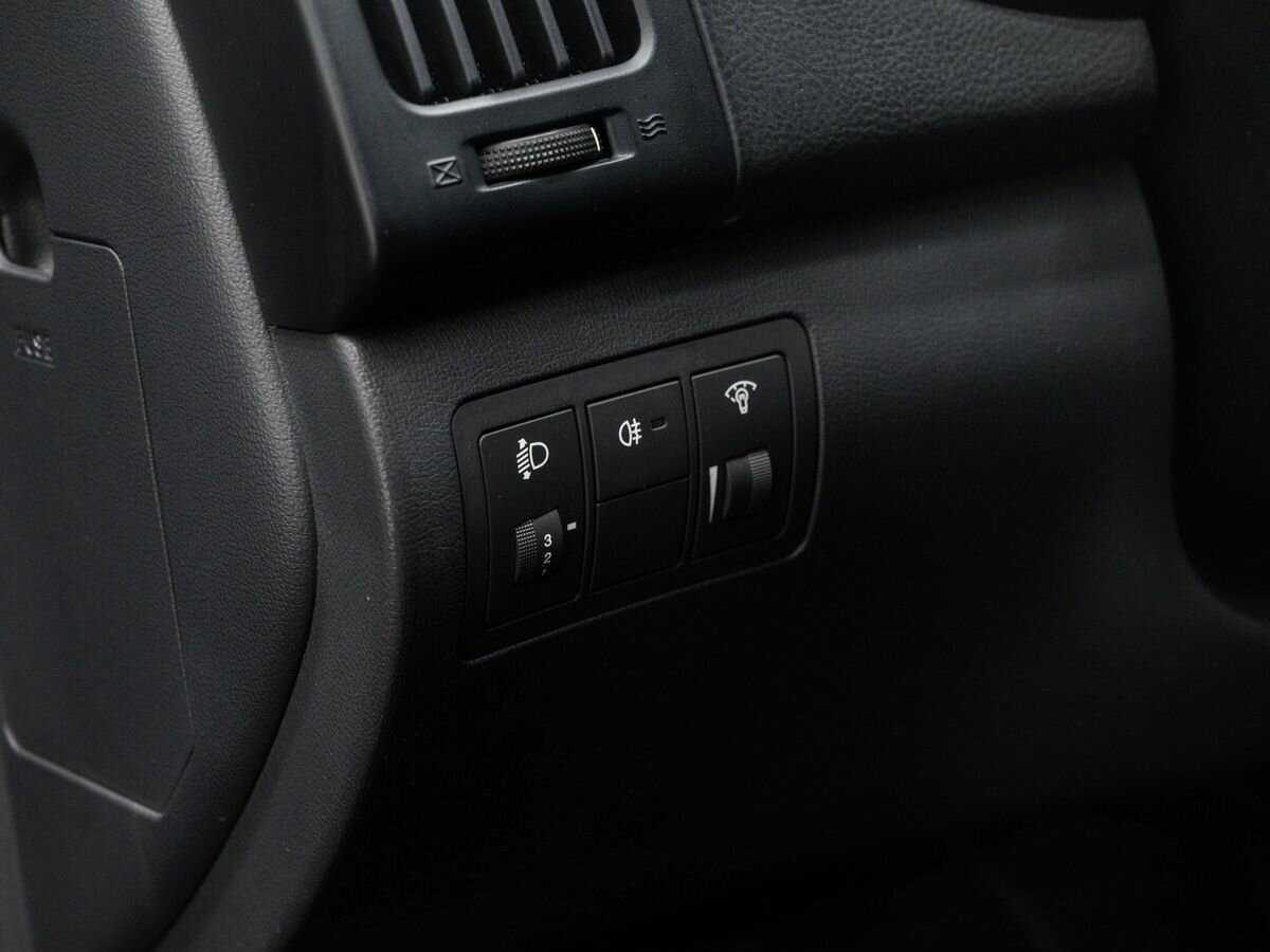 Купить Hyundai Elantra с пробегом. Фото: #15