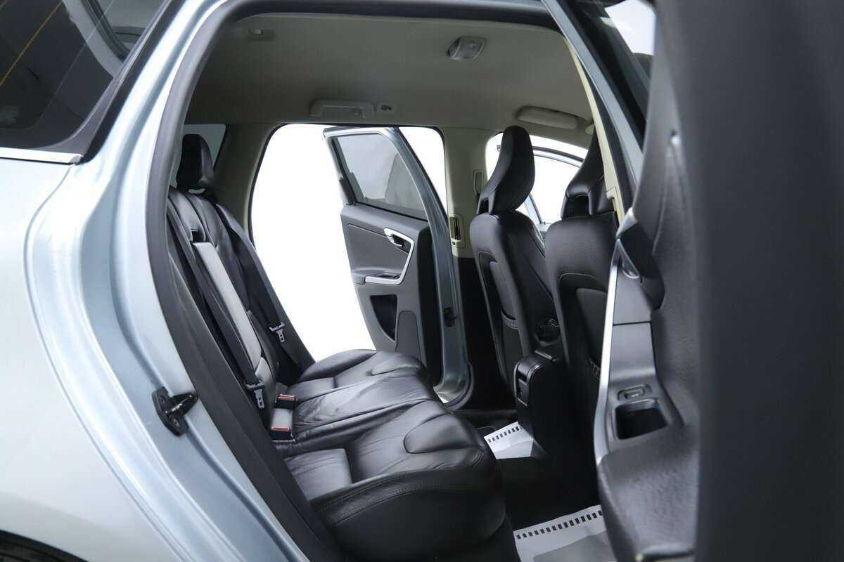 Купить Volvo XC60 с пробегом. Фото: #14