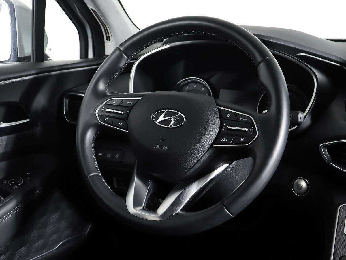 Купить Hyundai Santa Fe с пробегом. Фото: #14
