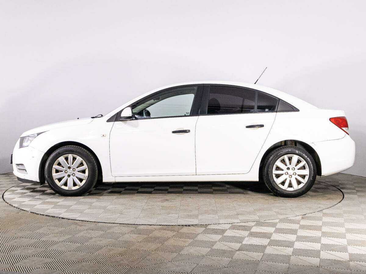 Купить Chevrolet Cruze с пробегом. Фото: #7