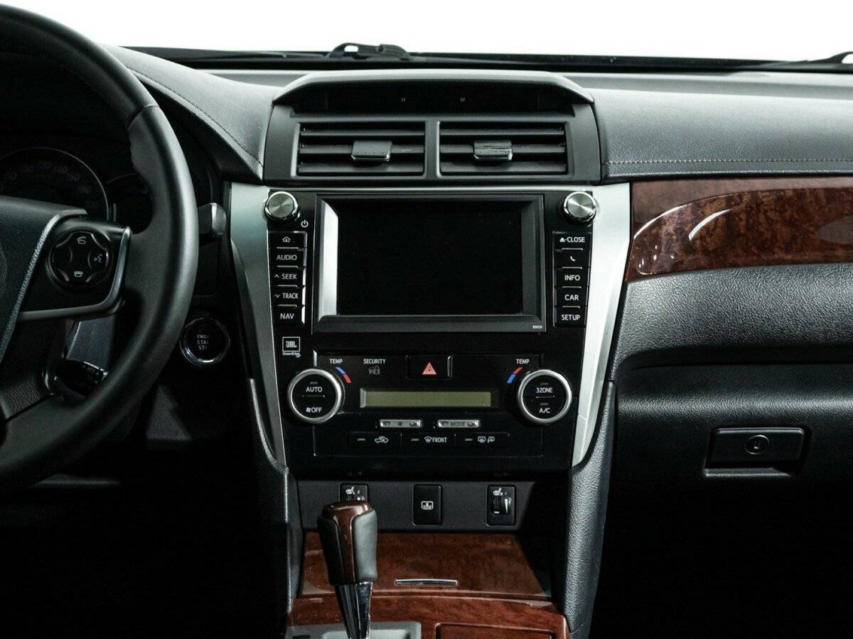 Купить Toyota Camry с пробегом. Фото: #13