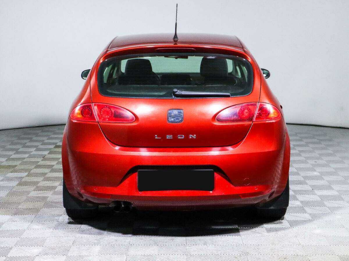 Купить SEAT Leon с пробегом. Фото: #4