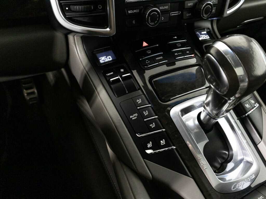 Купить Porsche Cayenne с пробегом. Фото: #16