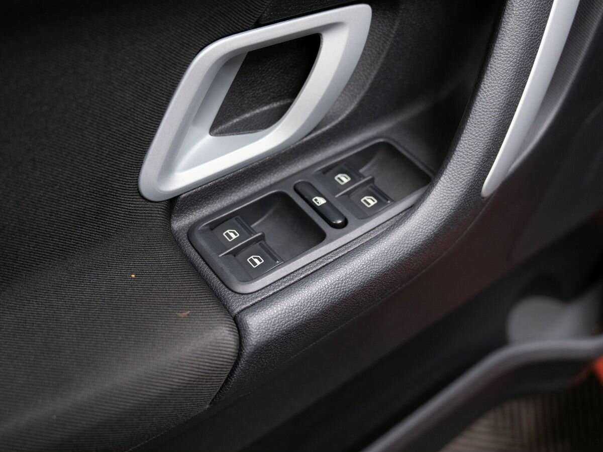Купить Skoda Fabia с пробегом. Фото: #15