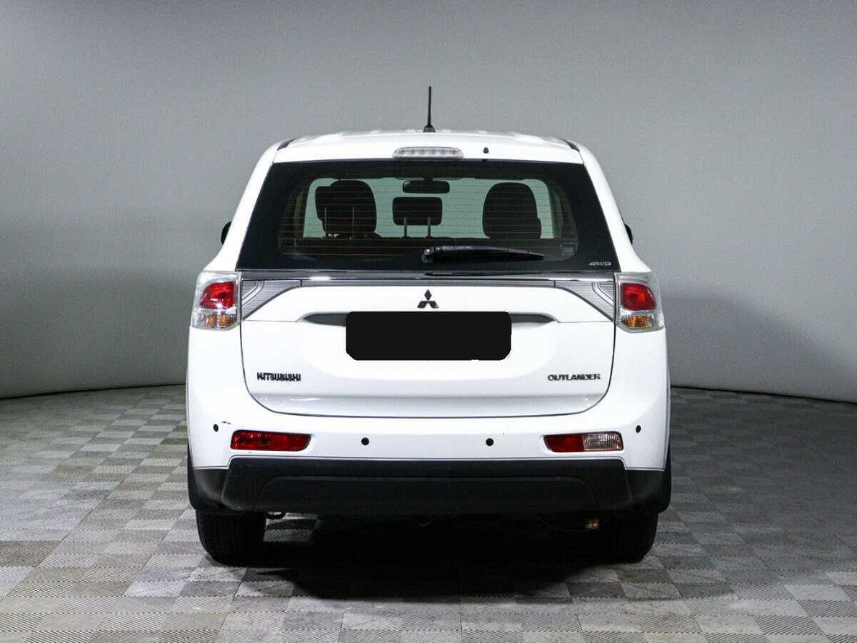 Купить Mitsubishi Outlander с пробегом. Фото: #5