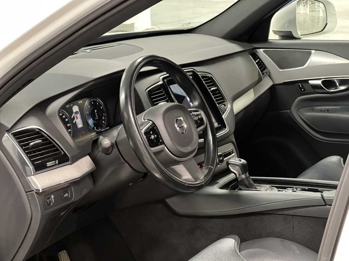 Купить Volvo XC90 с пробегом. Фото: #15