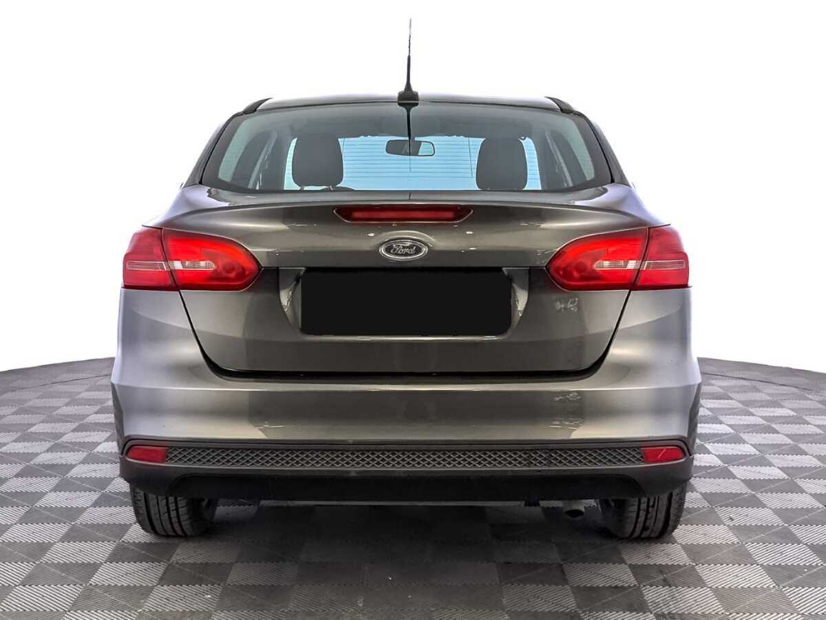Купить Ford Focus с пробегом. Фото: #5