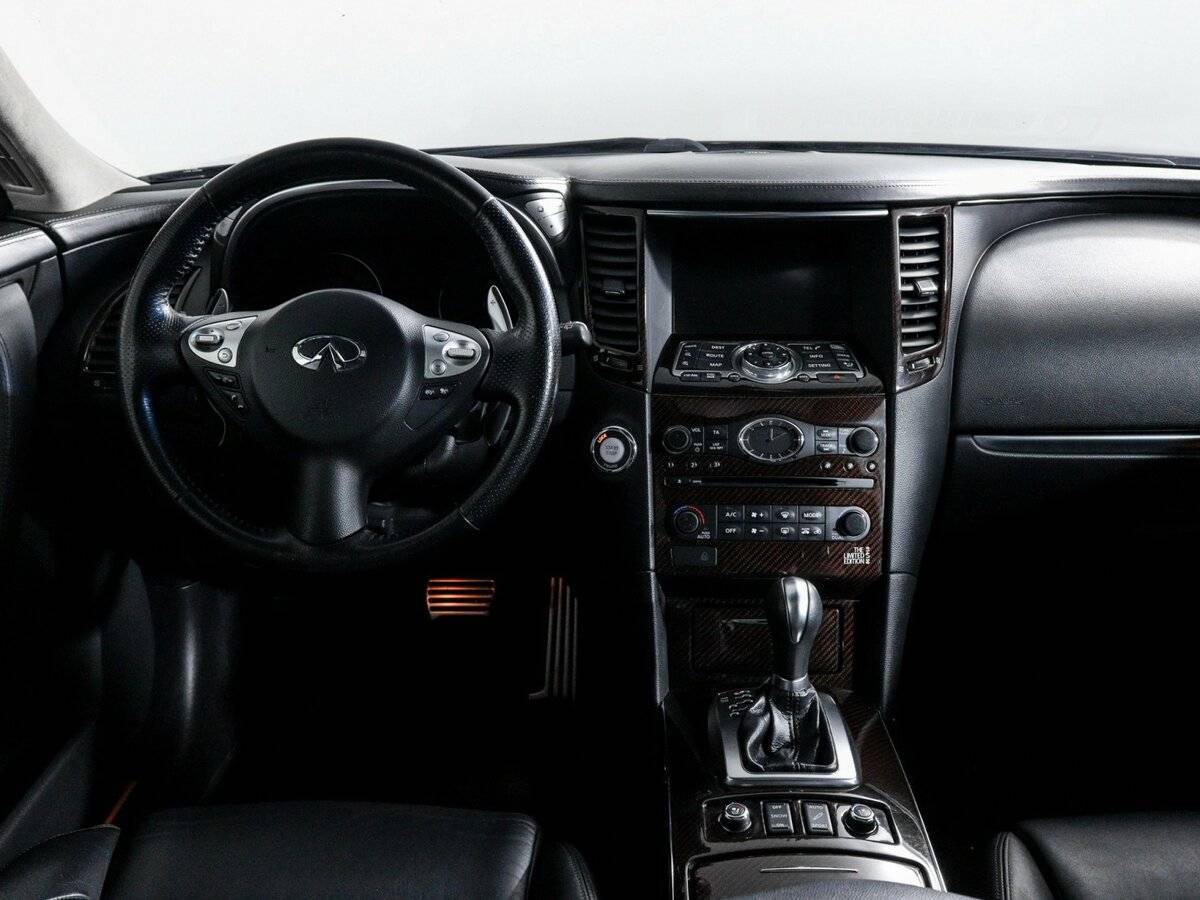 Купить Infiniti FX с пробегом. Фото: #8