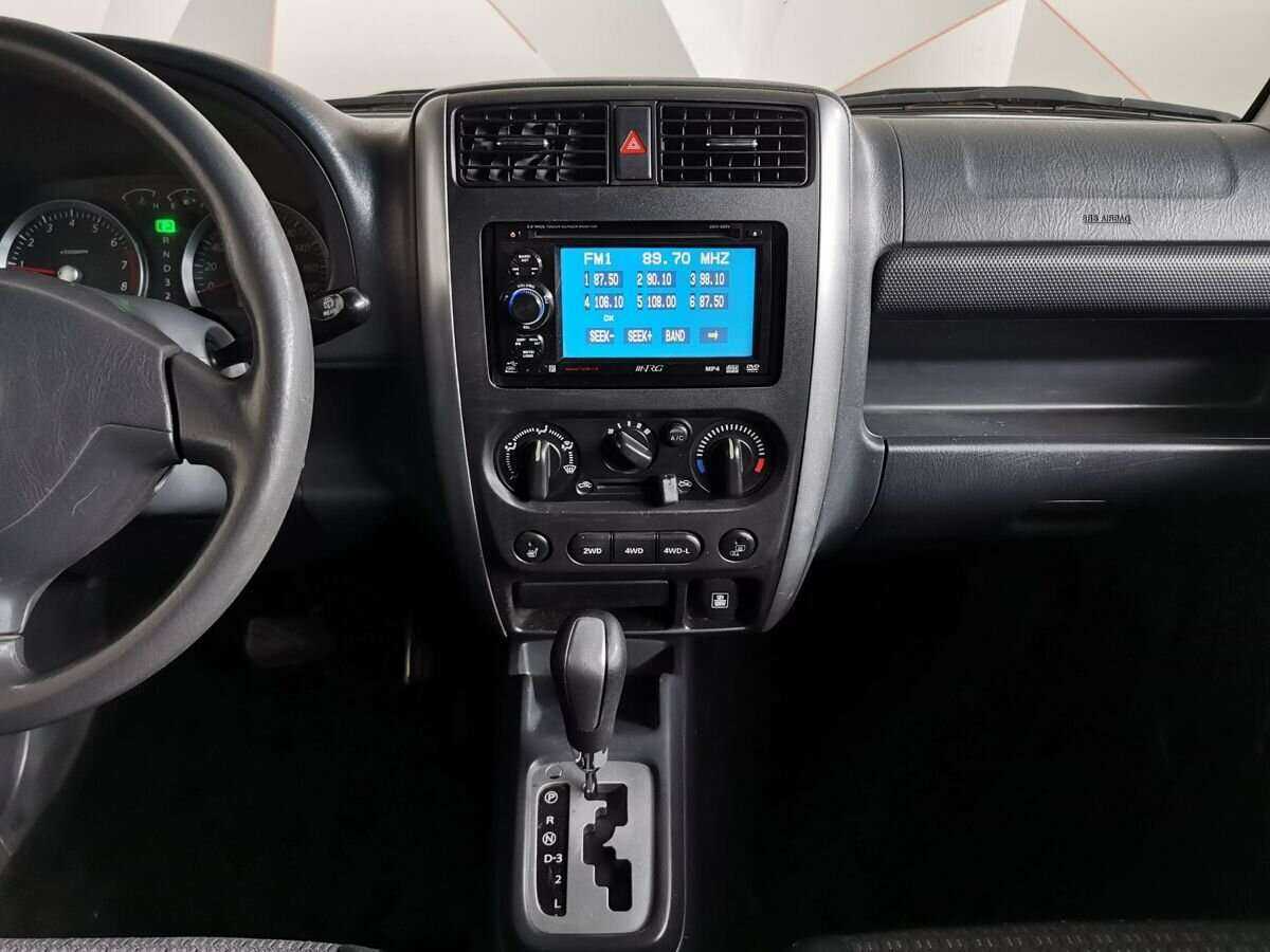 Купить Suzuki Jimny с пробегом. Фото: #10